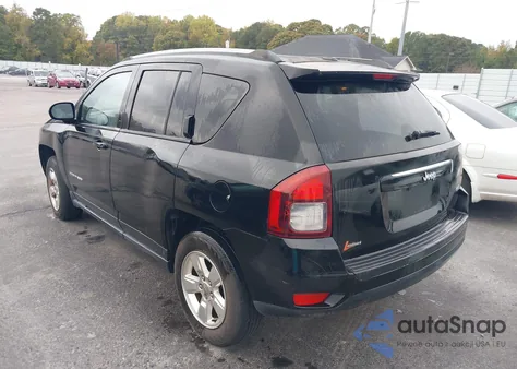 2016 Jeep Compass Latitude z USA, uszkodzony, nr VIN 1C4NJCEB0GD699907
